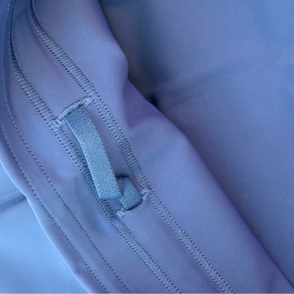 Lululemon biker shorts NEW - Picture 5 of 6